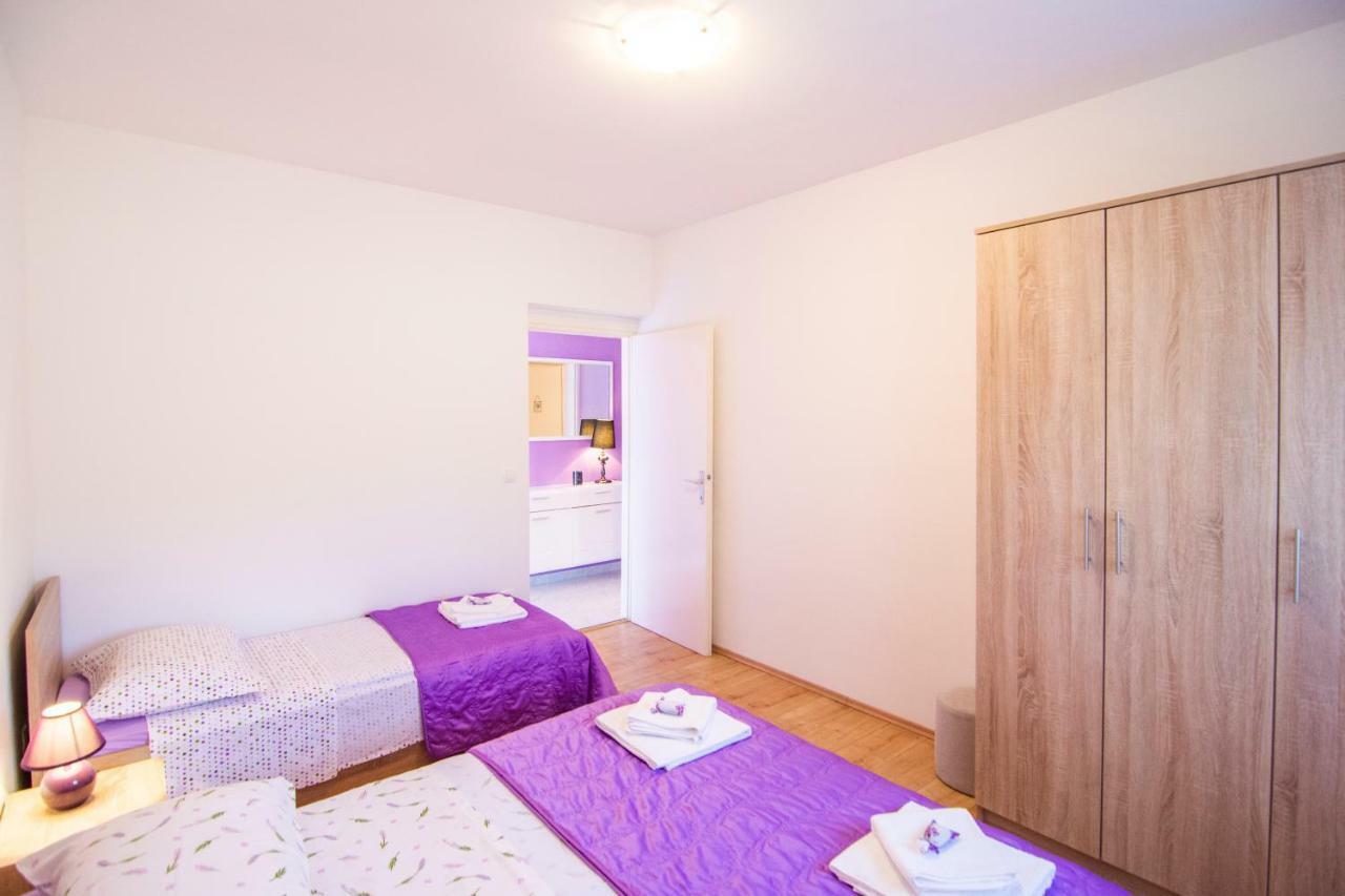 Apartmani Perkovic Gustirna Kültér fotó