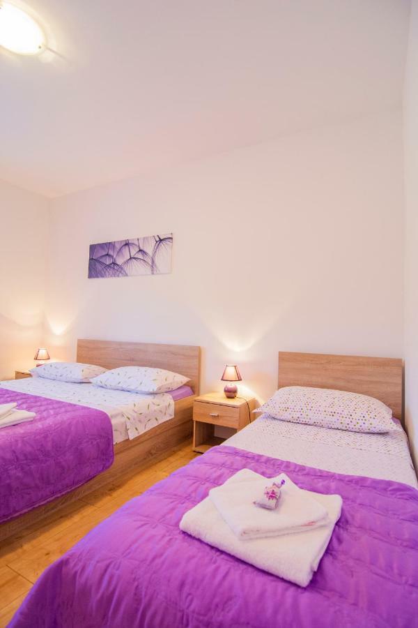 Apartmani Perkovic Gustirna Kültér fotó